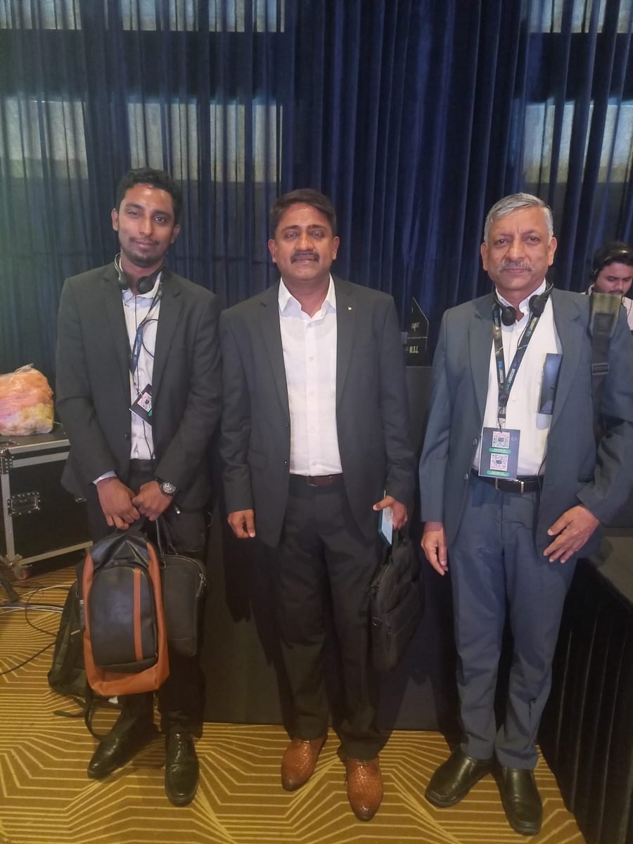 Athreya MedTech representatives with delegates at BOS Summit 2026